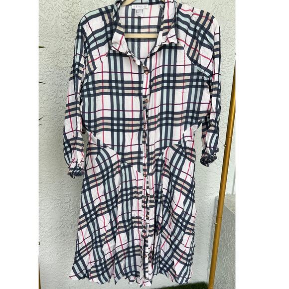 VENUS Dresses & Skirts - NWOT Venus Dress Plain Button Down - Size US 16